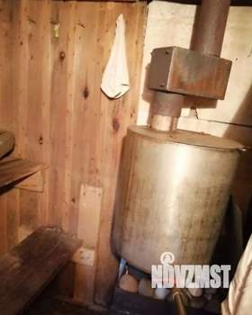 Дом 30м&sup2;, 2-этажный, участок 10 сот.  