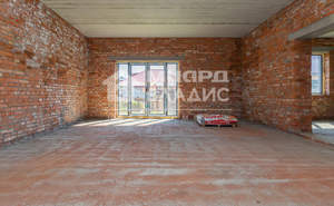 Дом 157м&sup2;, 2-этажный, участок 3 сот.  