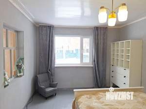 Дом 60м&sup2;, 2-этажный, участок 7 сот.  