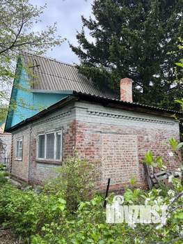 Дом 45м², 2-этажный, участок 10 сот.  