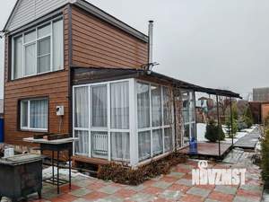 Дом 35м&sup2;, 2-этажный, участок 3 сот.  