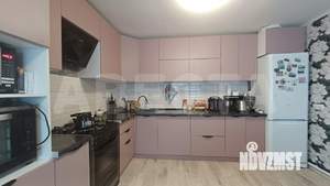 Дом 200м&sup2;, 2-этажный, участок 6 сот.  