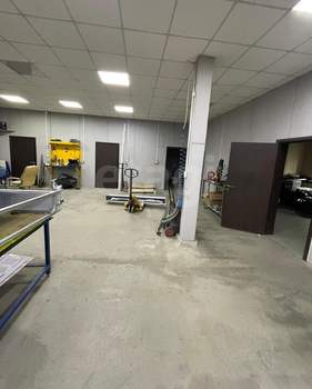 Дом 748м&sup2;, 2-этажный, участок 10 сот.  