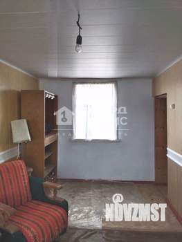 Дом 38м&sup2;, 2-этажный, участок 10 сот.  