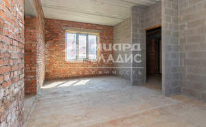 Дом 157м&sup2;, 2-этажный, участок 3 сот.  