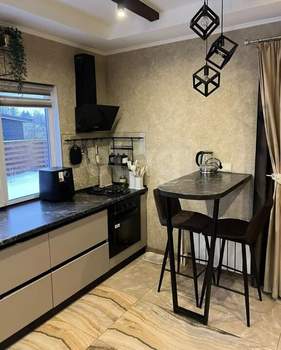 Дом 102м&sup2;, 2-этажный, участок 598 сот.  