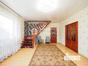 Дом 216м², 2-этажный, участок 5 сот.  