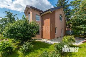 Дом 105м&sup2;, 2-этажный, участок 12 сот.  