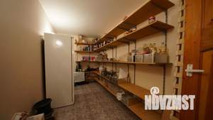 Коттедж 305м², 3-этажный, участок 16 сот.  