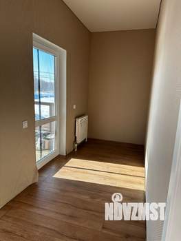 Коттедж 237м&sup2;, 6-этажный, участок 8 сот.  