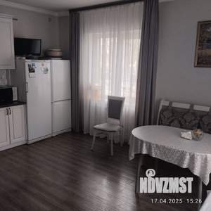 Дом 210м², 2-этажный, участок 9 сот.  