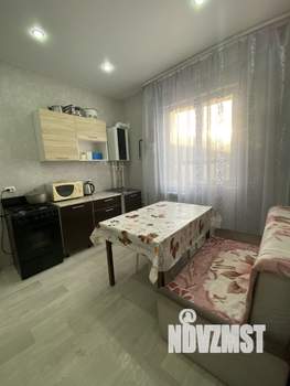 Дом 113м&sup2;, 2-этажный, участок 3 сот.  