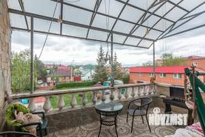 Дом 674м², 2-этажный, участок 28 сот.  