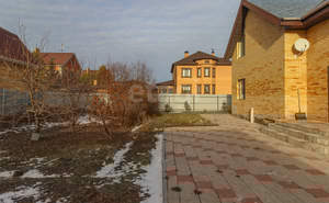 Дом 260м², 2-этажный, участок 10 сот.  