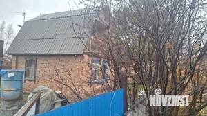 Дом 40м&sup2;, 2-этажный, участок 10 сот.  