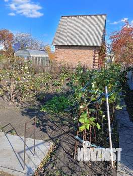 Дом 30м&sup2;, 2-этажный, участок 5 сот.  