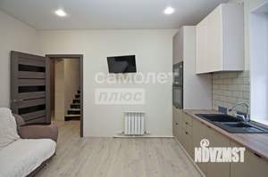 Дом 138м&sup2;, 2-этажный, участок 4 сот.  