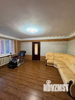 Дом 373м², 3-этажный, участок 8 сот.  