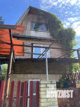 Дача 40м², 3-этажный, участок 6 сот.  