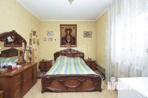 Дом 185м², 2-этажный, участок 4 сот.  
