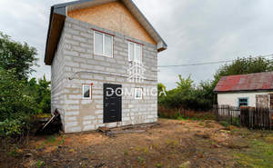 Дом 80м&sup2;, 2-этажный, участок 8 сот.  