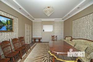 Коттедж 148м², 2-этажный, участок 4 сот.  