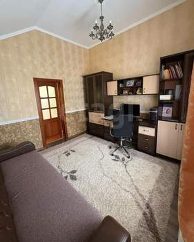 Дом 378м², 3-этажный, участок 10 сот.  