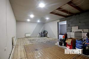 Дом 247м&sup2;, 2-этажный, участок 5 сот.  