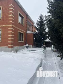 Коттедж 368м&sup2;, 2-этажный, участок 10 сот.  