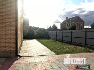 Коттедж 225м&sup2;, 2-этажный, участок 10 сот.  