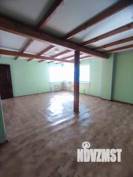 Дом 136м&sup2;, 2-этажный, участок 9 сот.  