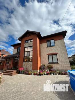 Коттедж 281м&sup2;, 3-этажный, участок 9 сот.  