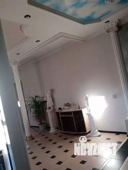 Дом 210м&sup2;, 2-этажный, участок 4 сот.  