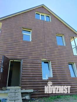 Коттедж 200м&sup2;, 3-этажный, участок 10 сот.  