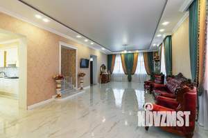 Коттедж 252м&sup2;, 2-этажный, участок 5 сот.  