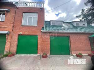 Дом 252м², 3-этажный, участок 6 сот.  
