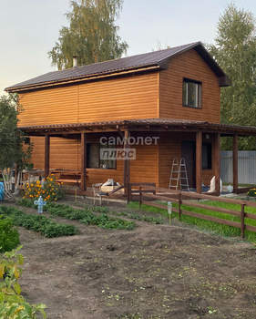 Дом 72м², 2-этажный, участок 8 сот.  