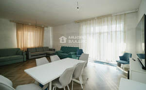 Дом 260м&sup2;, 2-этажный, участок 3 сот.  