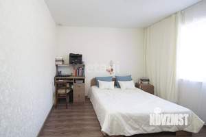 Дом 180м², 2-этажный, участок 8 сот.  