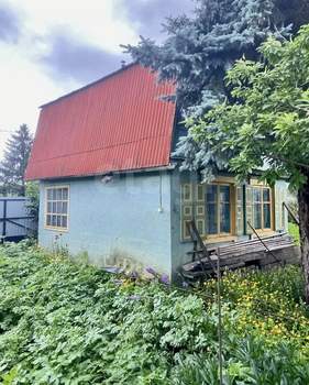 Дом 70м&sup2;, 2-этажный, участок 6 сот.  