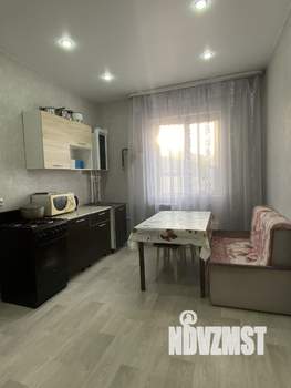 Дом 113м&sup2;, 2-этажный, участок 3 сот.  