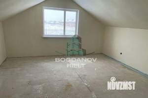 Дом 144м², 2-этажный, участок 3 сот.  