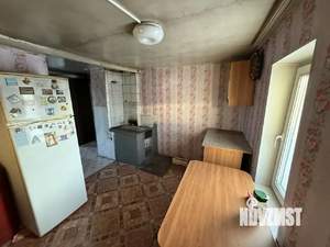 Дом 42м&sup2;, 2-этажный, участок 4 сот.  