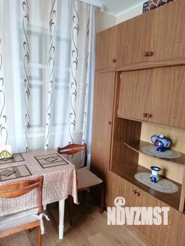 Дом 50м&sup2;, 2-этажный, участок 5 сот.  