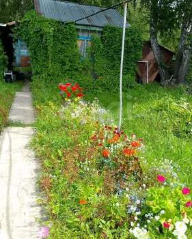 Дом 15м&sup2;, 2-этажный, участок 14 сот.  