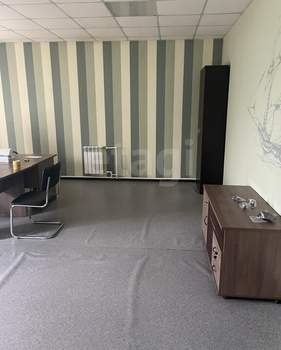 Дом 748м&sup2;, 2-этажный, участок 10 сот.  