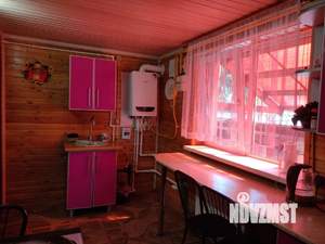 Дом 97м&sup2;, 2-этажный, участок 3 сот.  