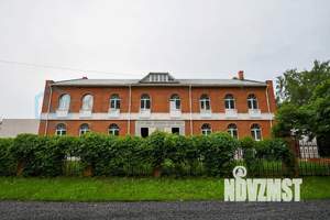 Коттедж 250м&sup2;, 2-этажный, участок 6 сот.  