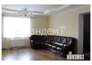 Коттедж 240м², 2-этажный, участок 10 сот.  