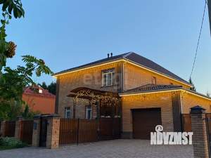 Дом 274м², 2-этажный, участок 8 сот.  